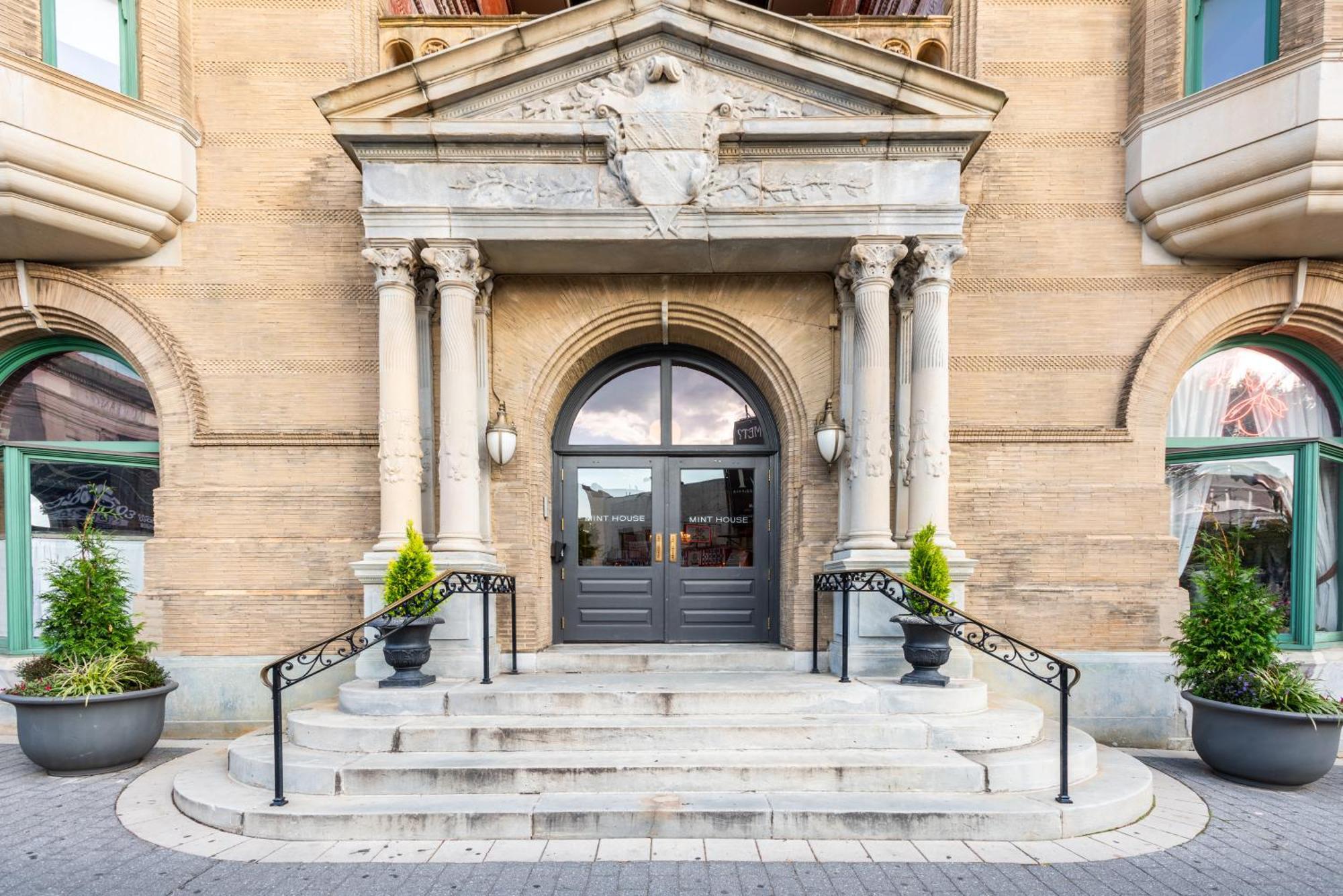 Mint House At The Divine Lorraine Hotel - Φιλαδέλφεια Εξωτερικό φωτογραφία